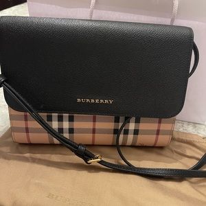 Burberry crossbody